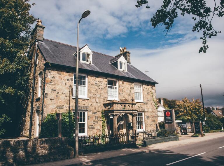 outside of Llys Meddyg hotel 